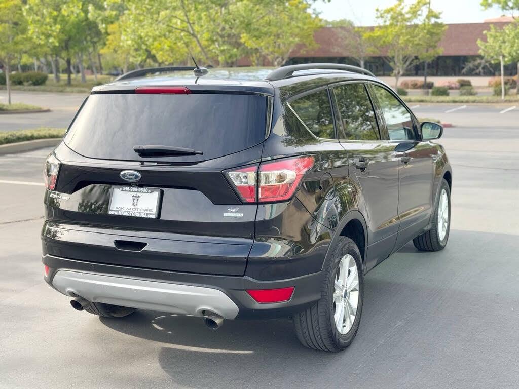 2017 Ford Escape SE - Photo 8