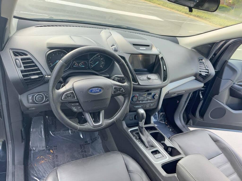 2017 Ford Escape SE - Photo 10