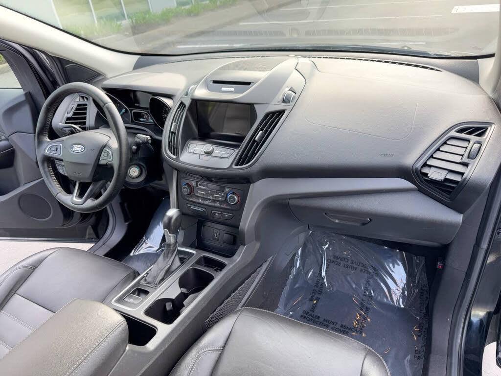 2017 Ford Escape SE - Photo 13