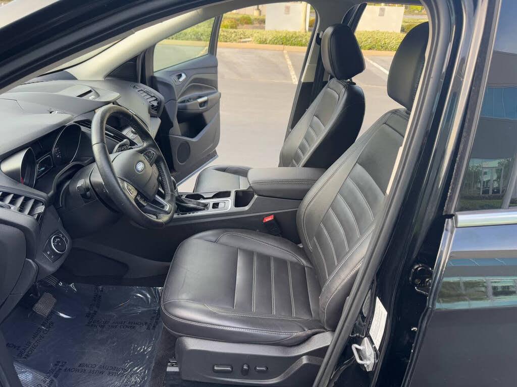 2017 Ford Escape SE - Photo 14