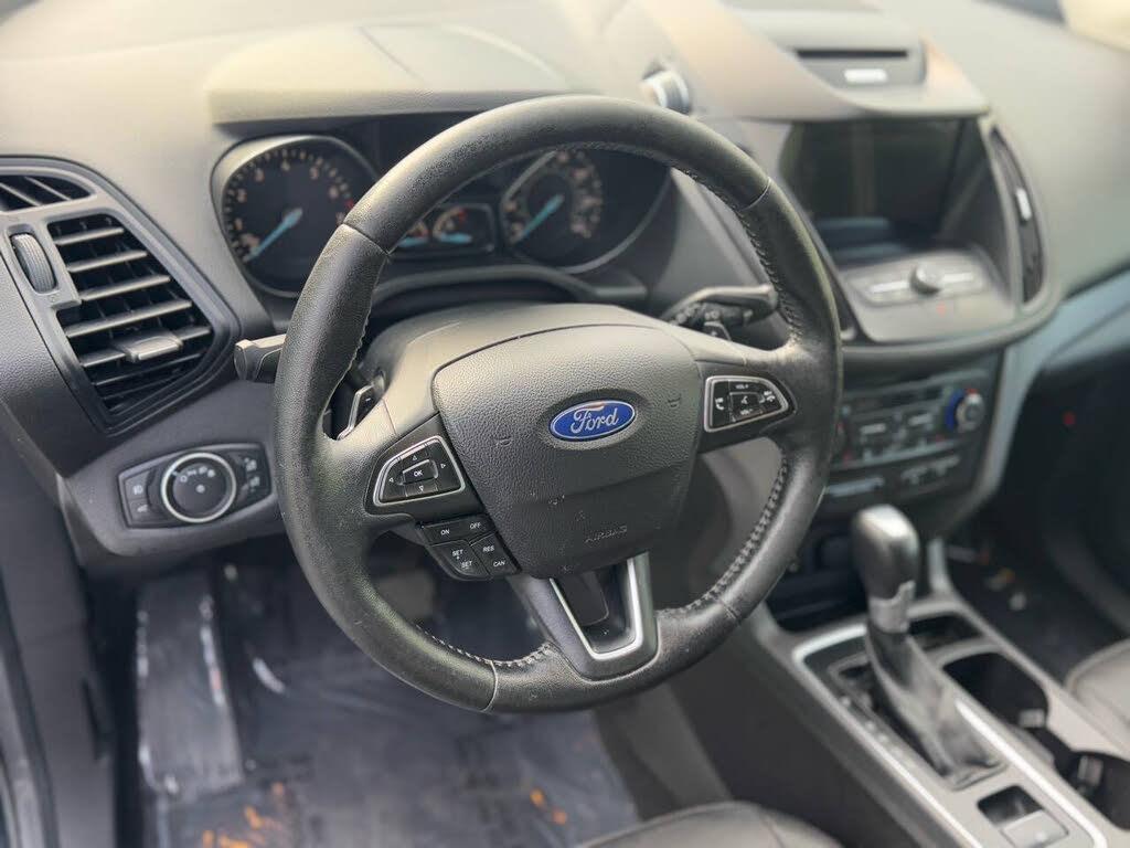 2017 Ford Escape SE - Photo 24