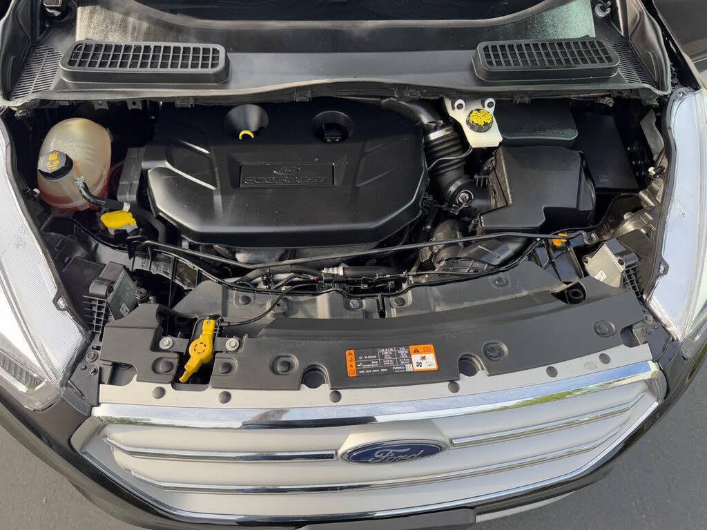 2017 Ford Escape SE - Photo 25