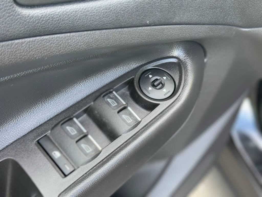 2017 Ford Escape SE - Photo 31