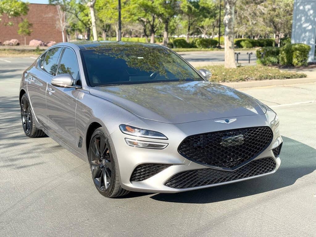 Genesis G70 photo 2
