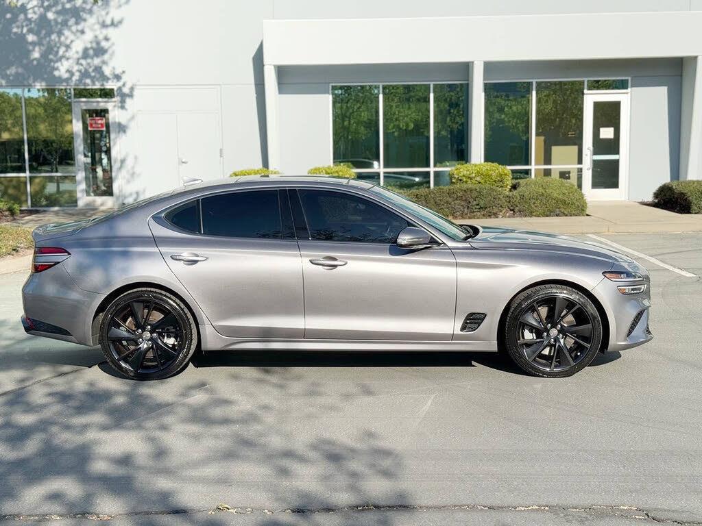 Genesis G70 photo 10