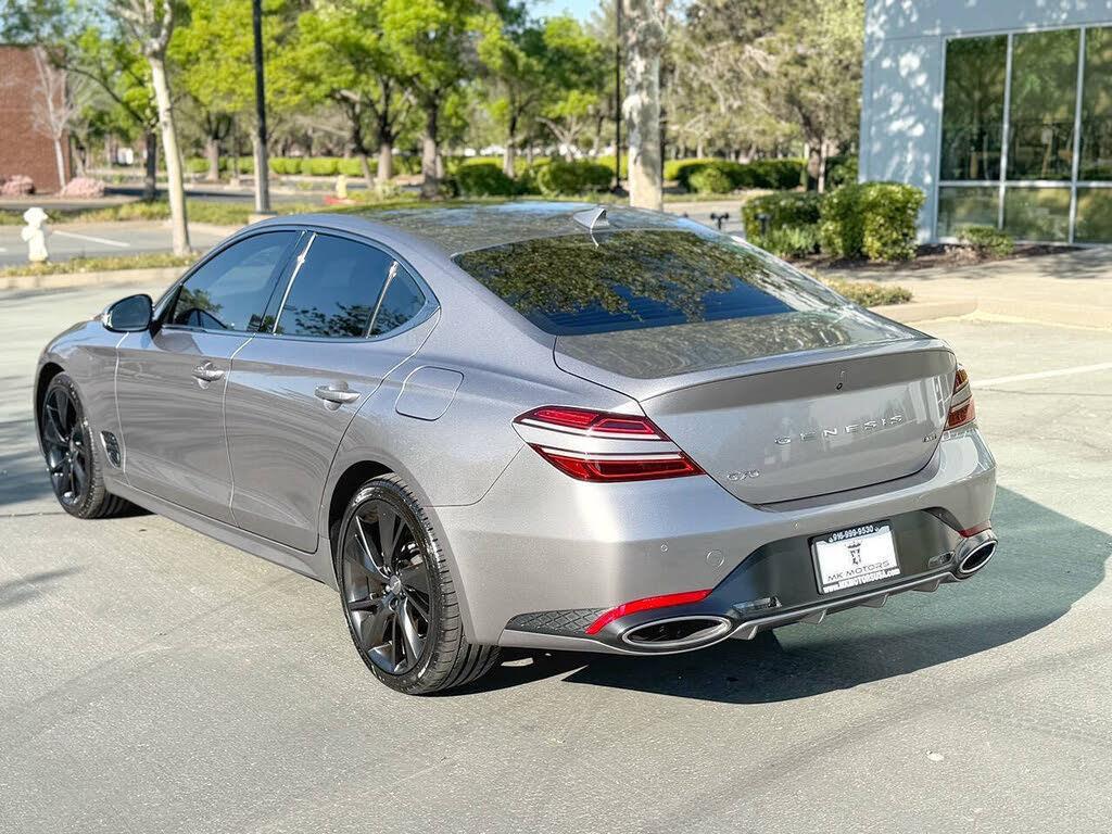 Genesis G70 photo 13
