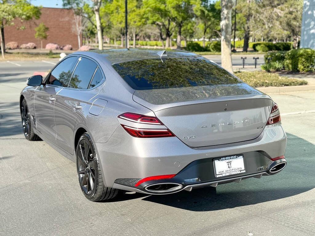 Genesis G70 photo 14
