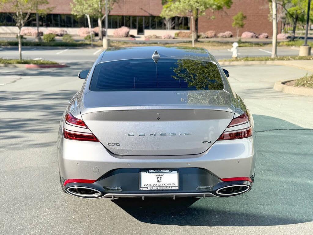Genesis G70 photo 16