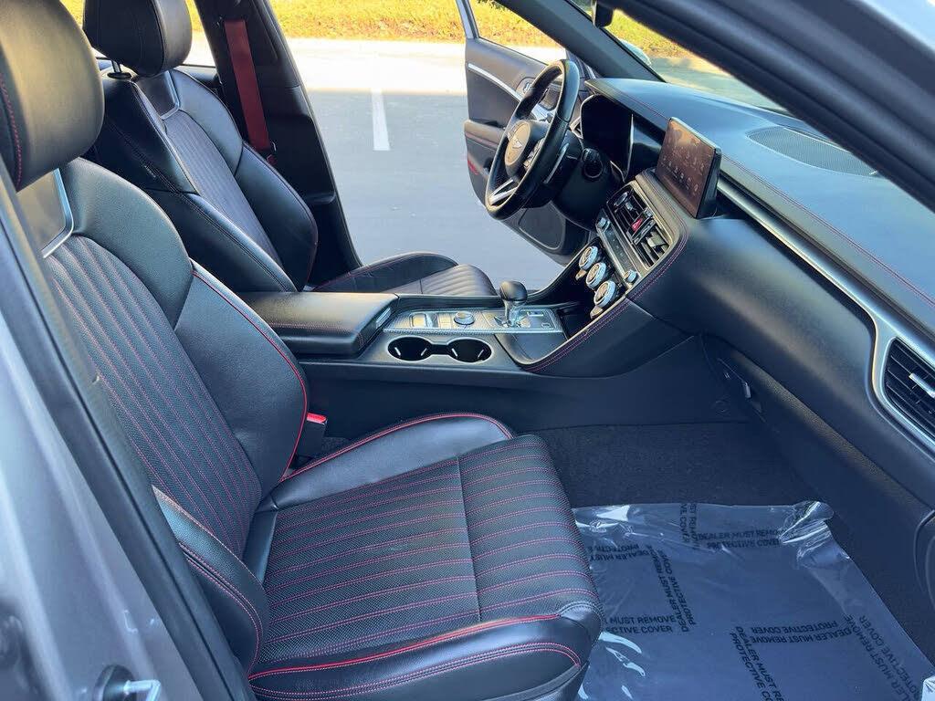 Genesis G70 photo 27