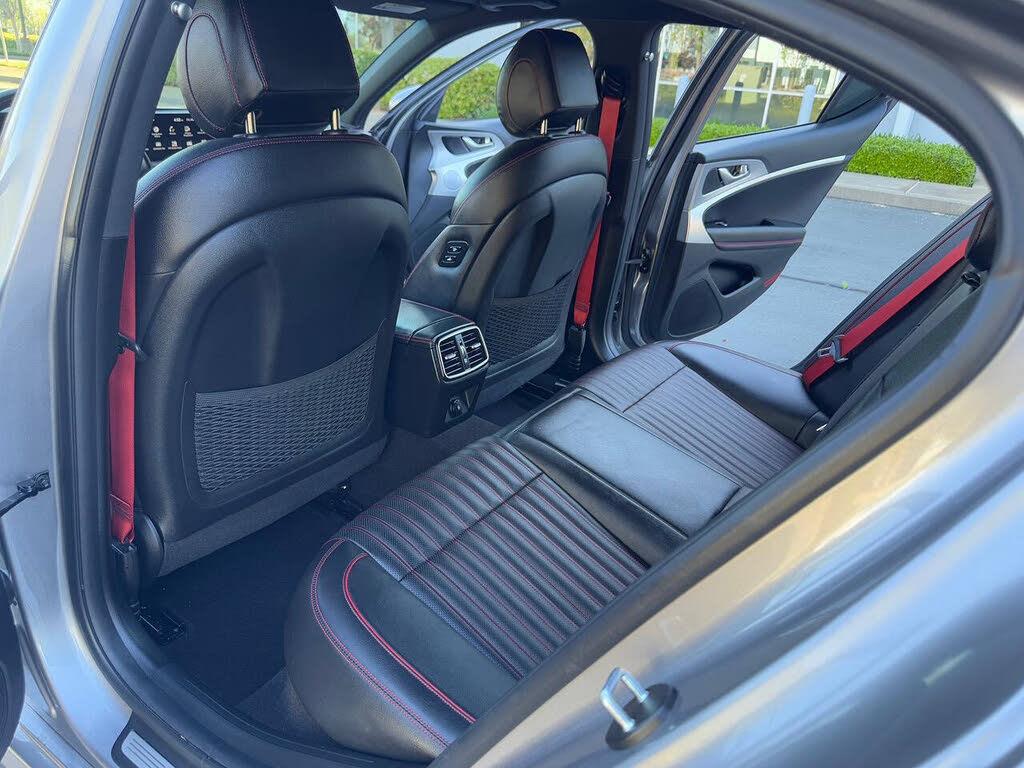Genesis G70 photo 30