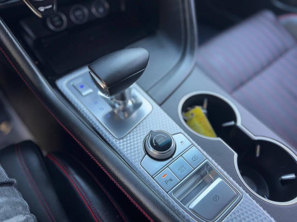 Genesis G70 photo 42