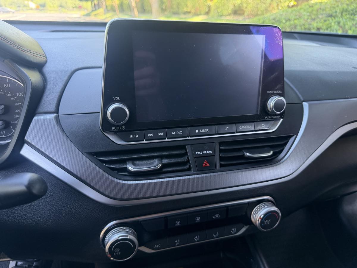 Nissan Altima photo 23