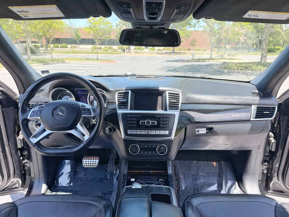 Mercedes-Benz GL 63 AMG photo 17