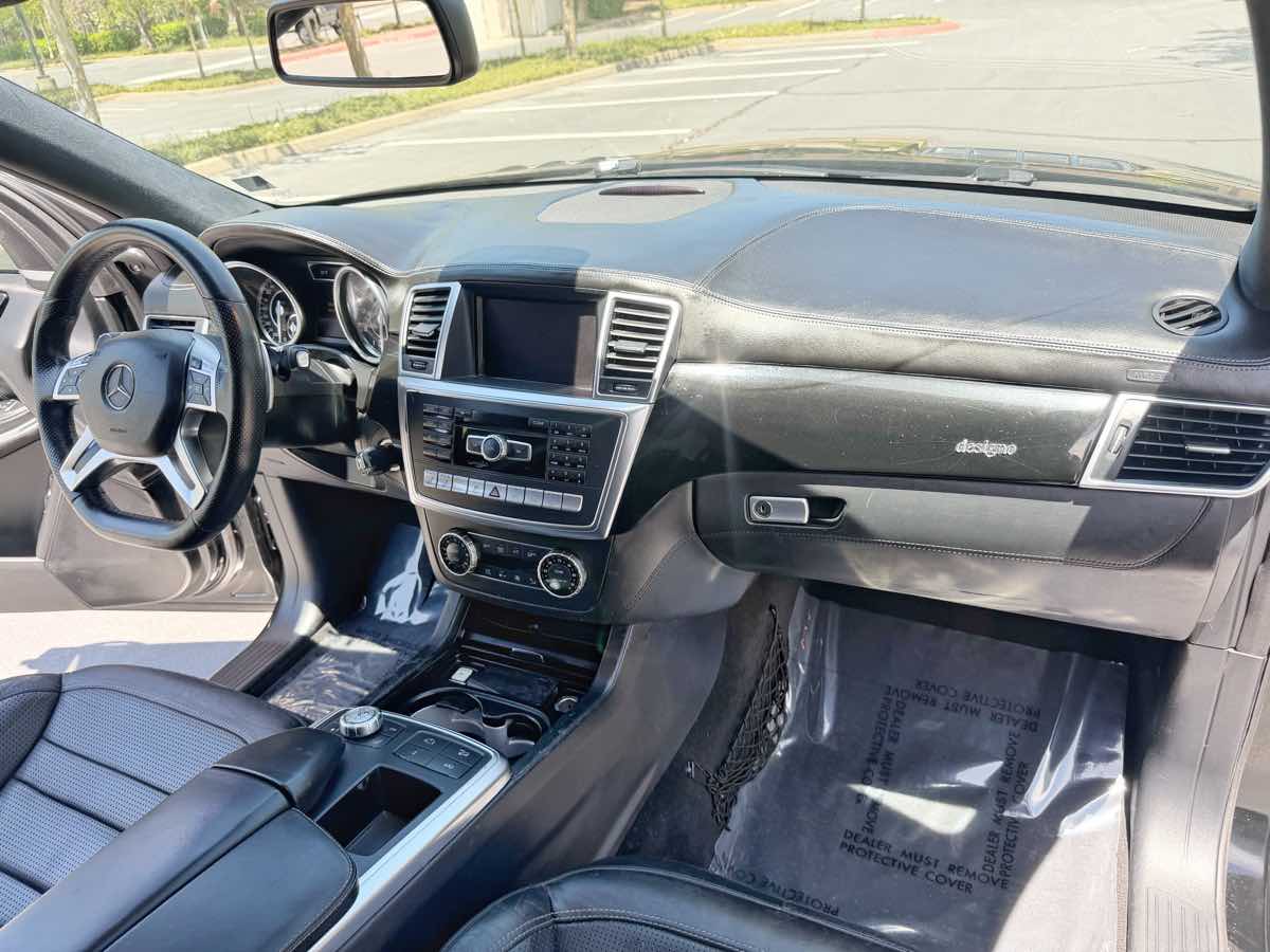 Mercedes-Benz GL 63 AMG photo 18