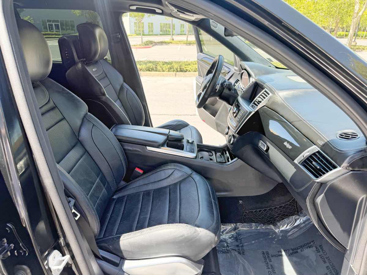 Mercedes-Benz GL 63 AMG photo 19