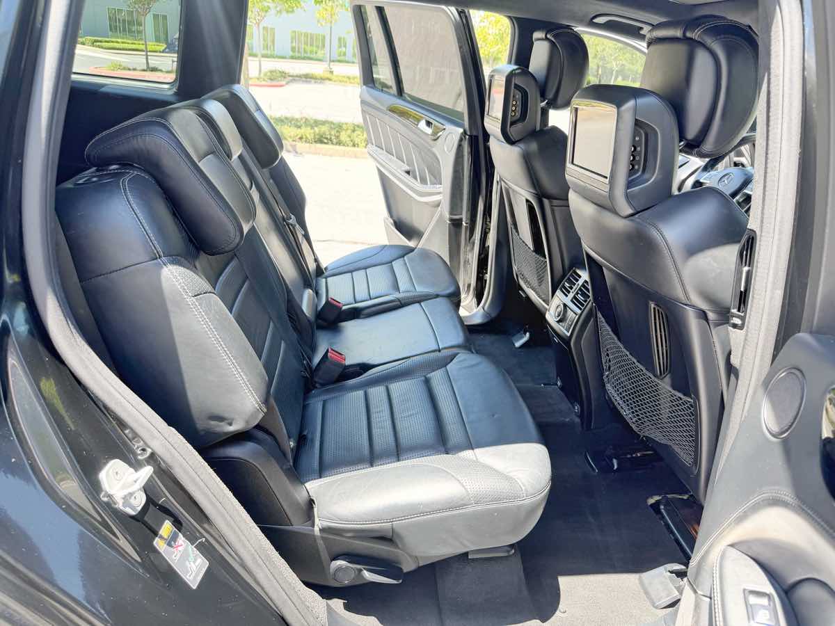 Mercedes-Benz GL 63 AMG photo 27
