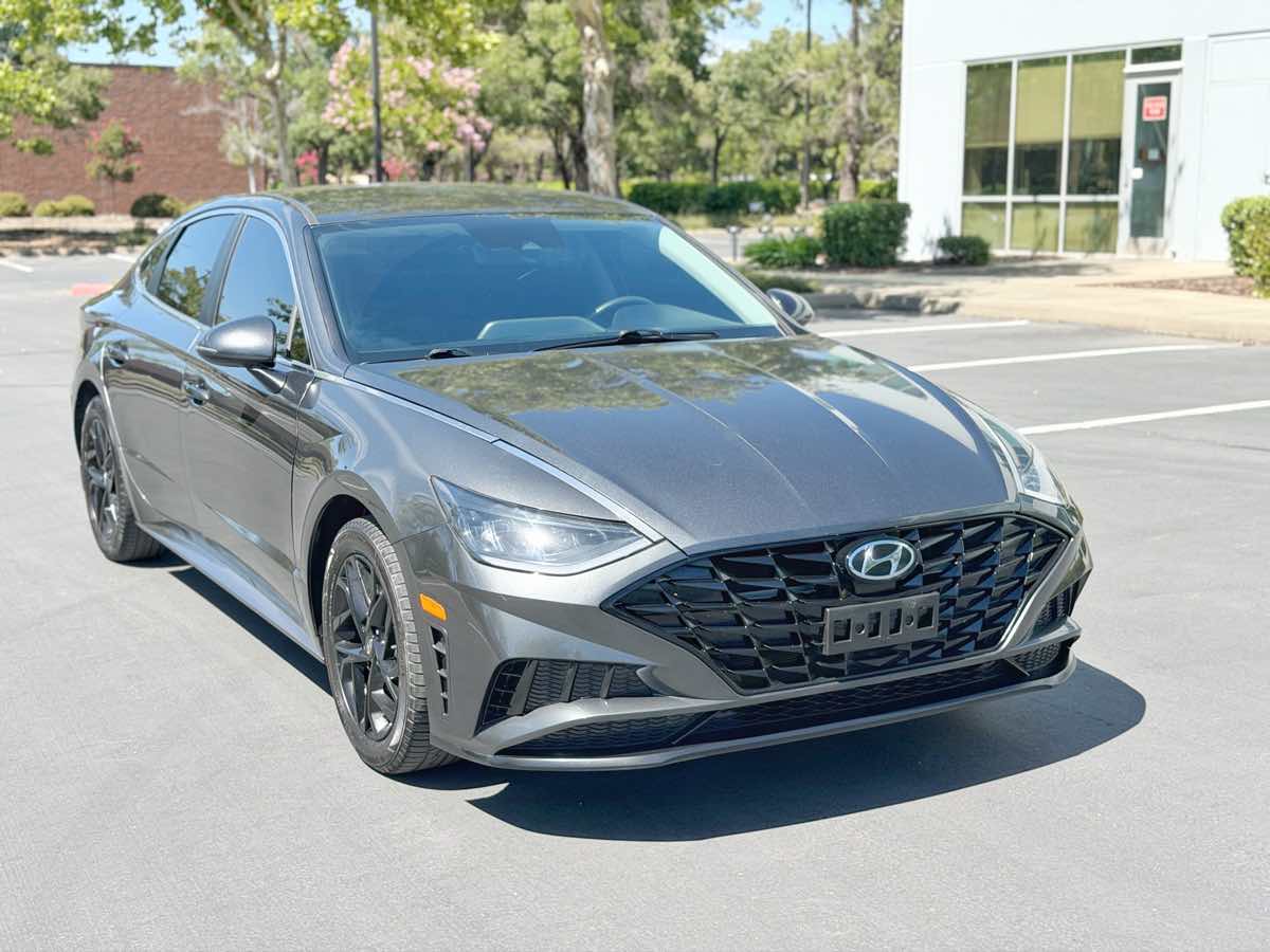 2022 Hyundai Sonata SEL's photo