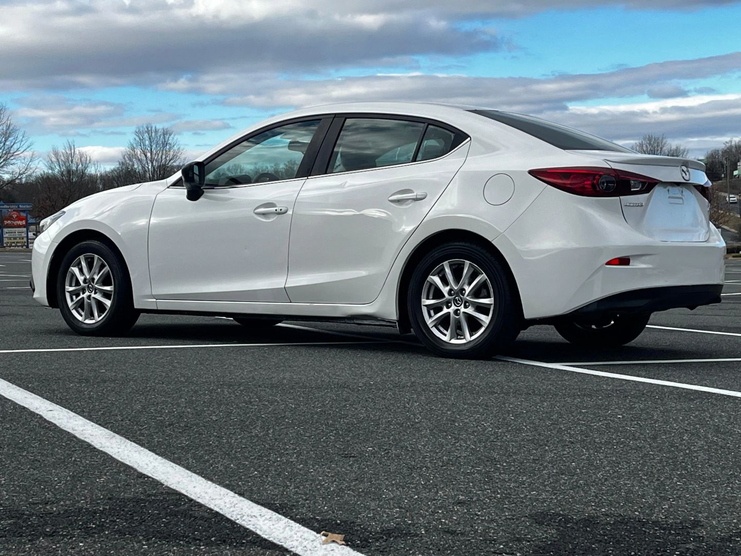 2015 Mazda MAZDA3 i Touring - Photo 10