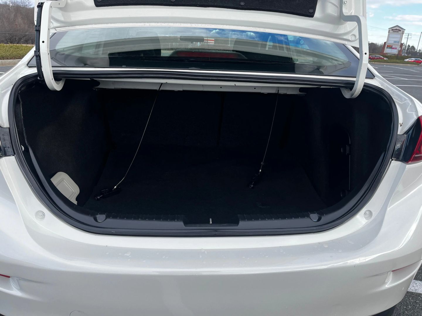 2015 Mazda MAZDA3 i Touring - Photo 19