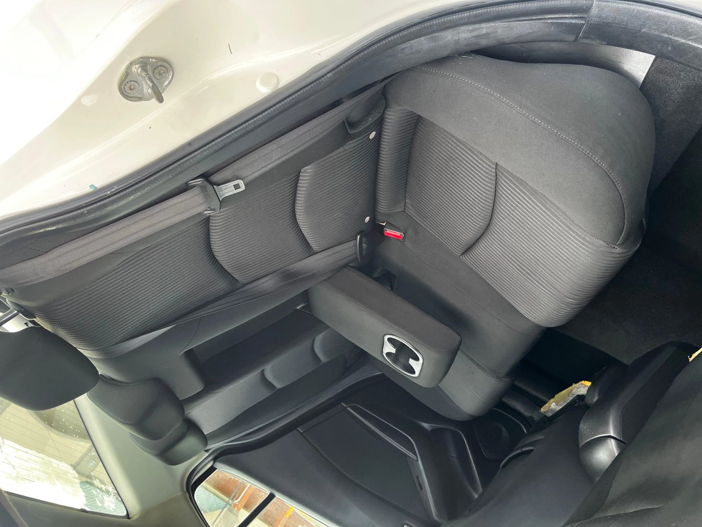 2015 Mazda MAZDA3 i Touring - Photo 20