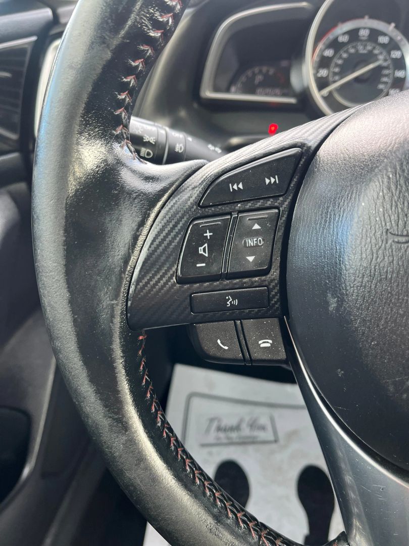 2015 Mazda MAZDA3 i Touring - Photo 28