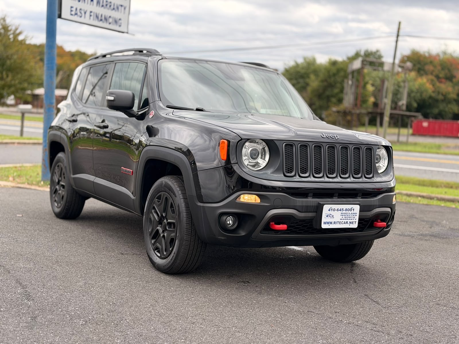 Photo 4 of this Jeep Renegade