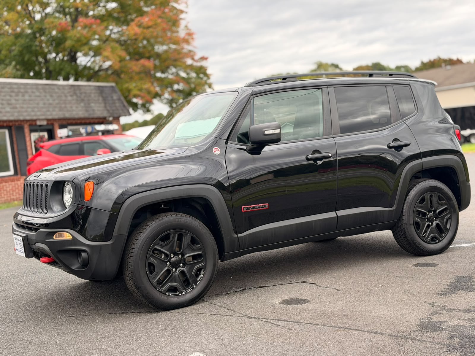 Photo 5 of this Jeep Renegade