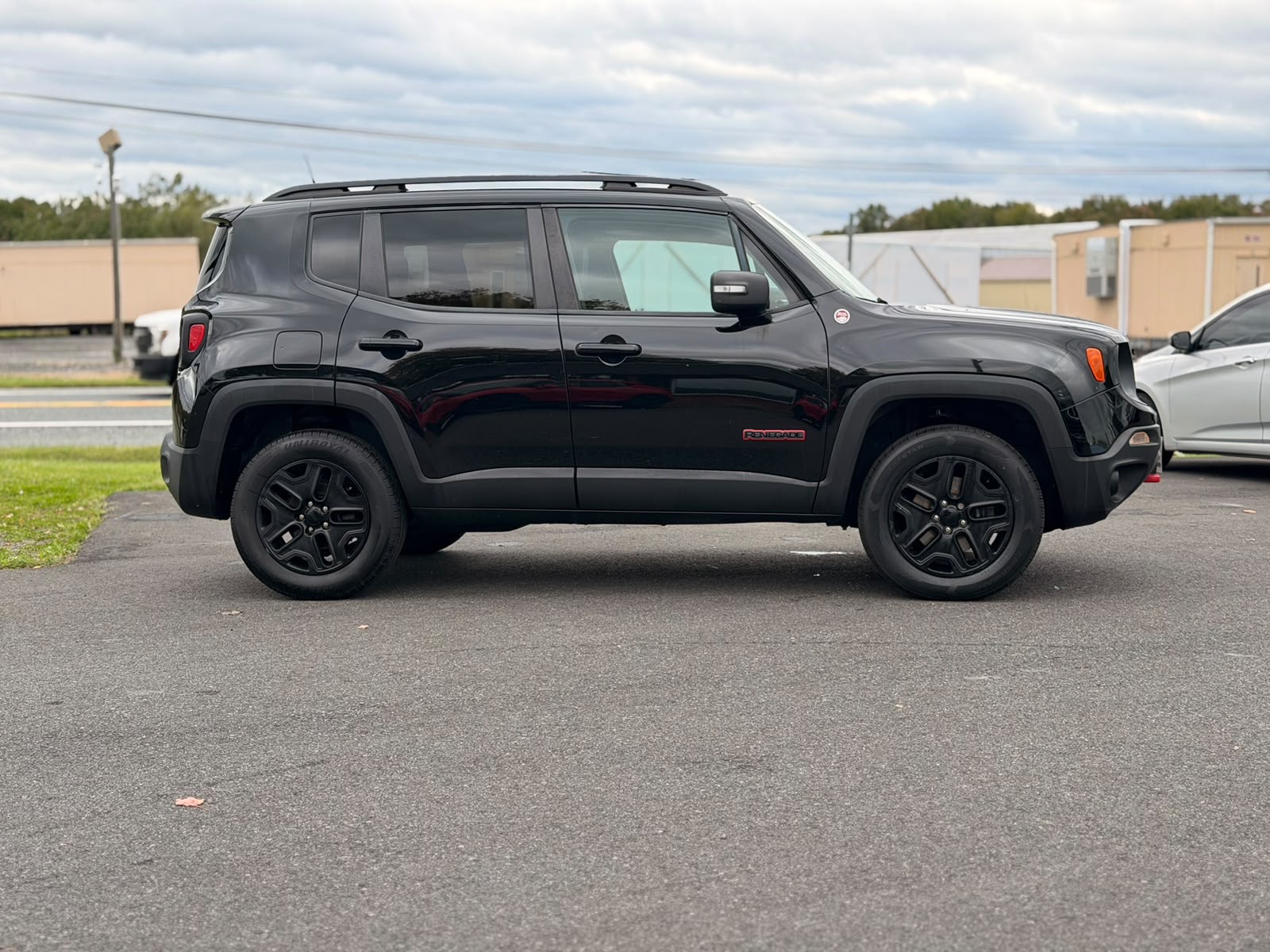 Photo 9 of this Jeep Renegade