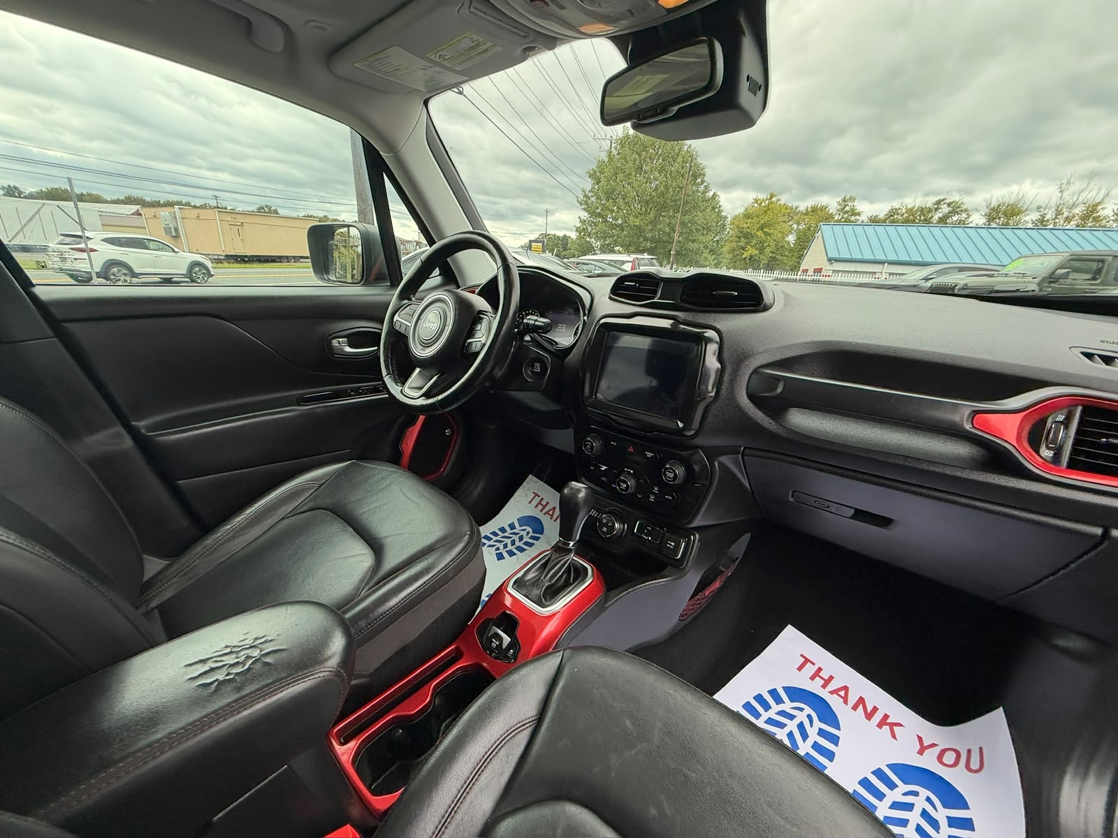 Photo 25 of this Jeep Renegade