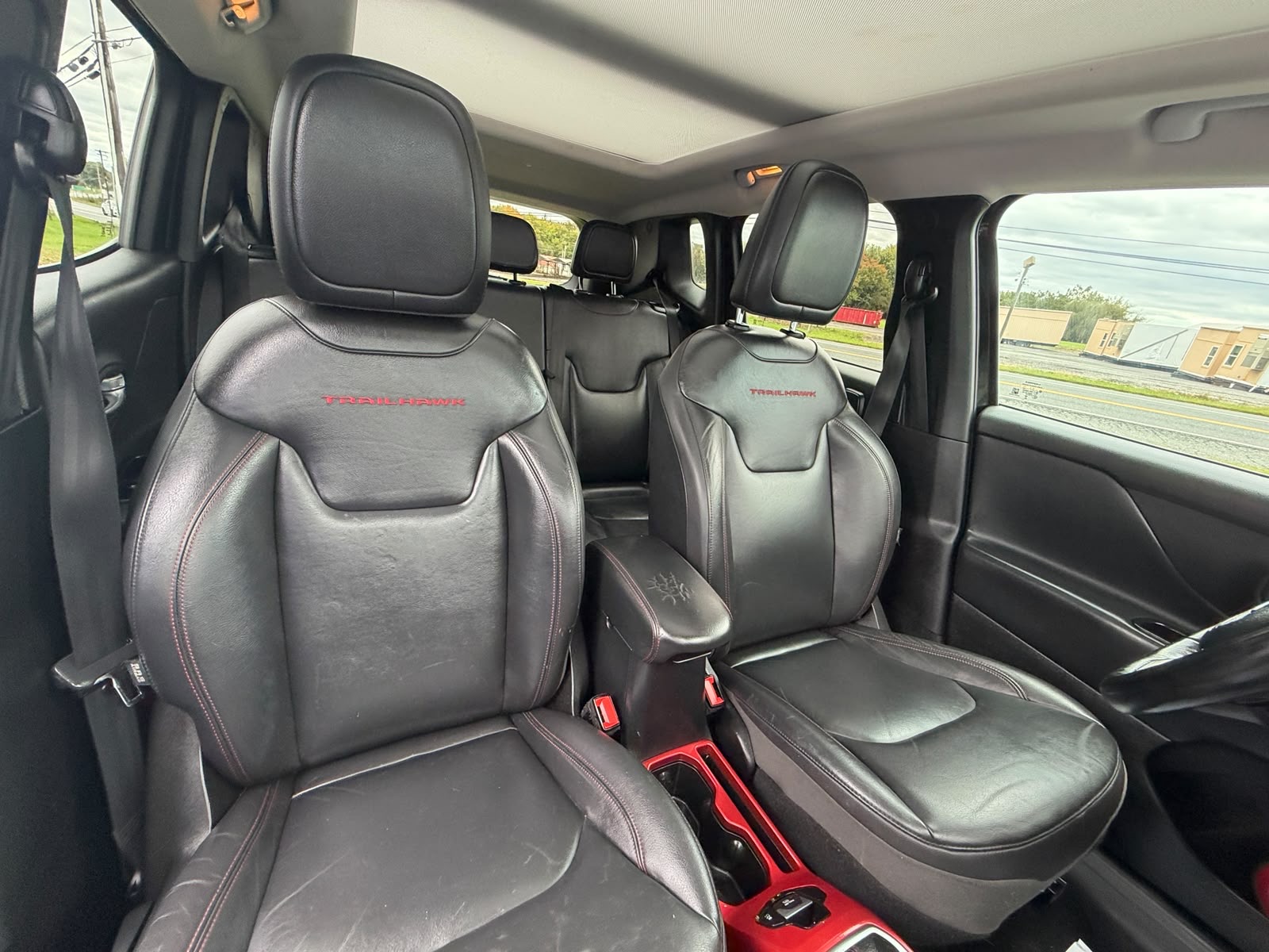 Photo 27 of this Jeep Renegade