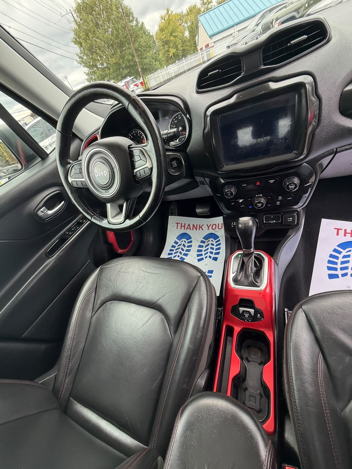 Photo 28 of this Jeep Renegade