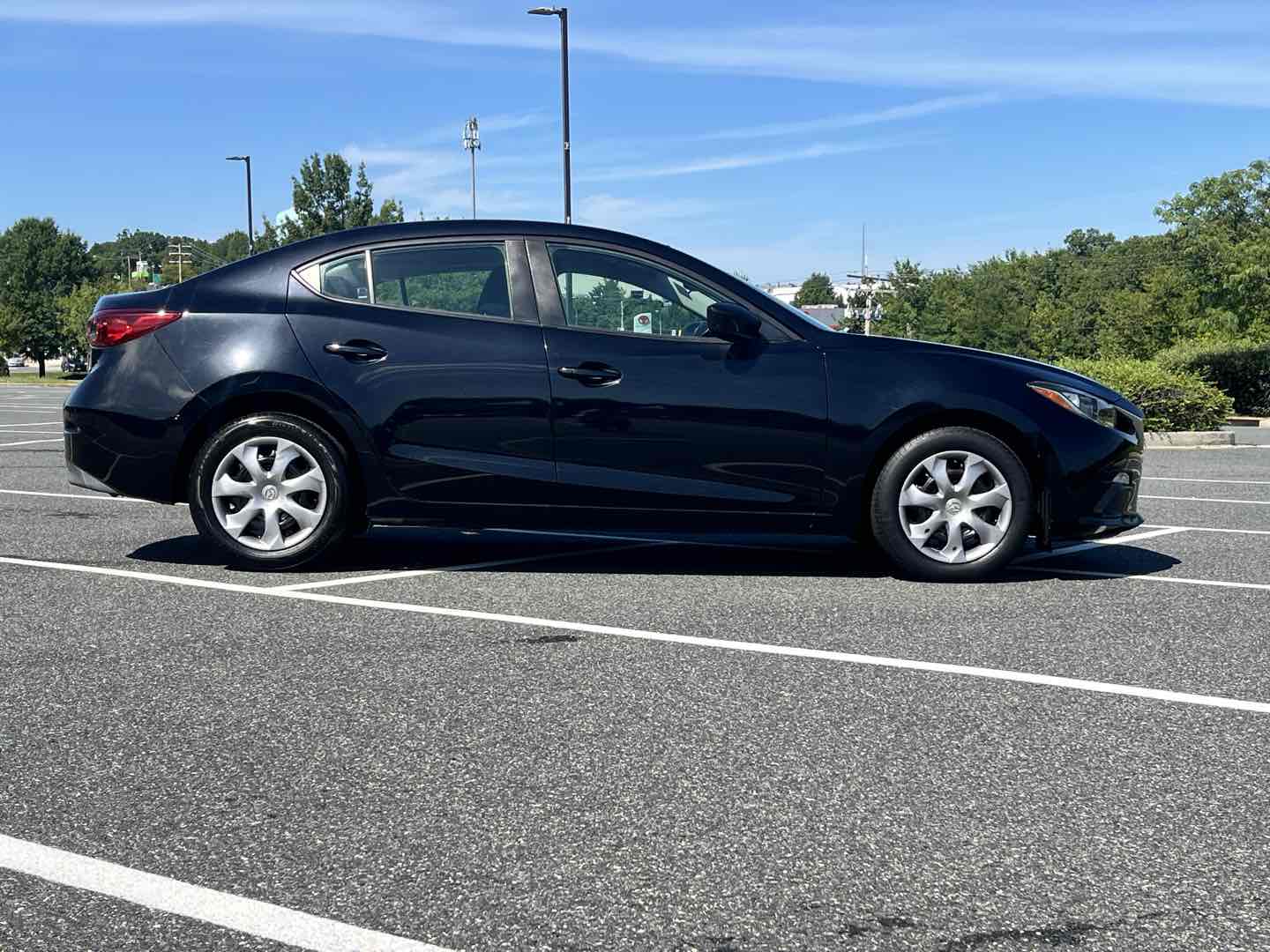 Photo 12 of this Mazda Mazda3