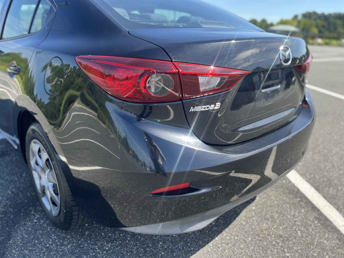 Photo 15 of this Mazda Mazda3