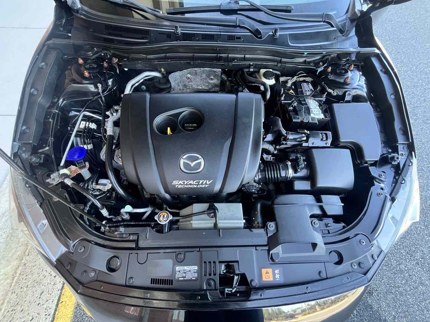 Photo 34 of this Mazda Mazda3