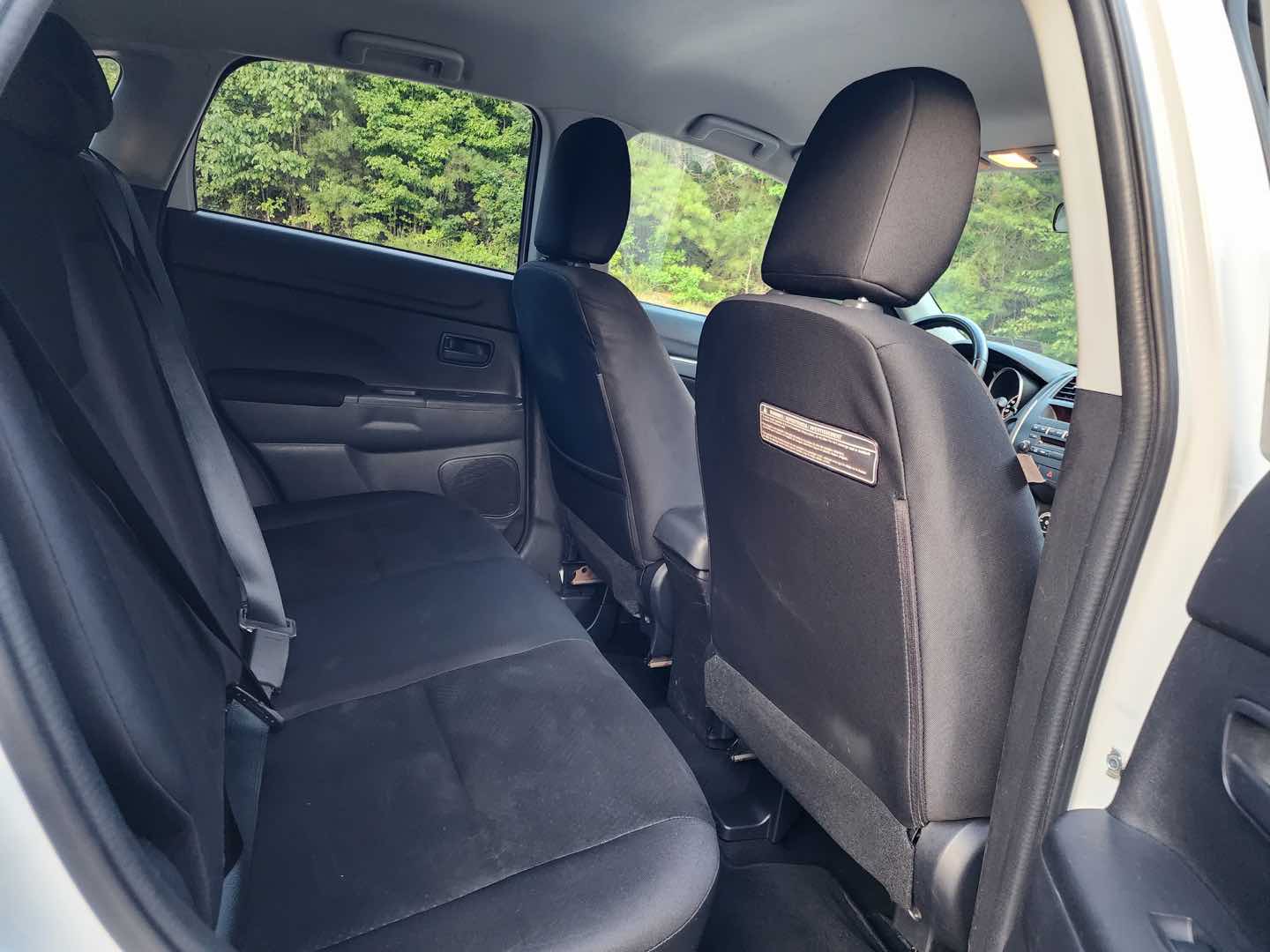 Photo 12 of this Mitsubishi Outlander Sport