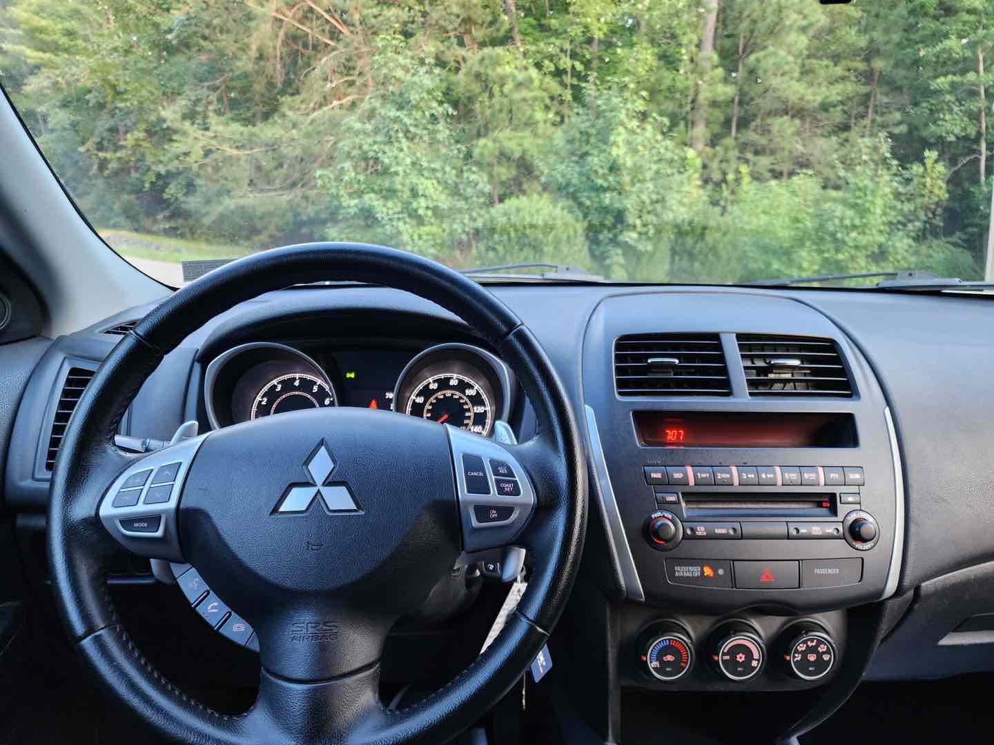 Photo 13 of this Mitsubishi Outlander Sport