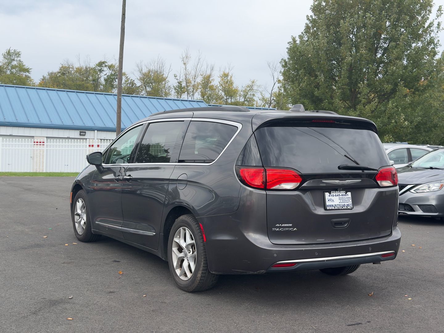 Photo 7 of this Chrysler Pacifica