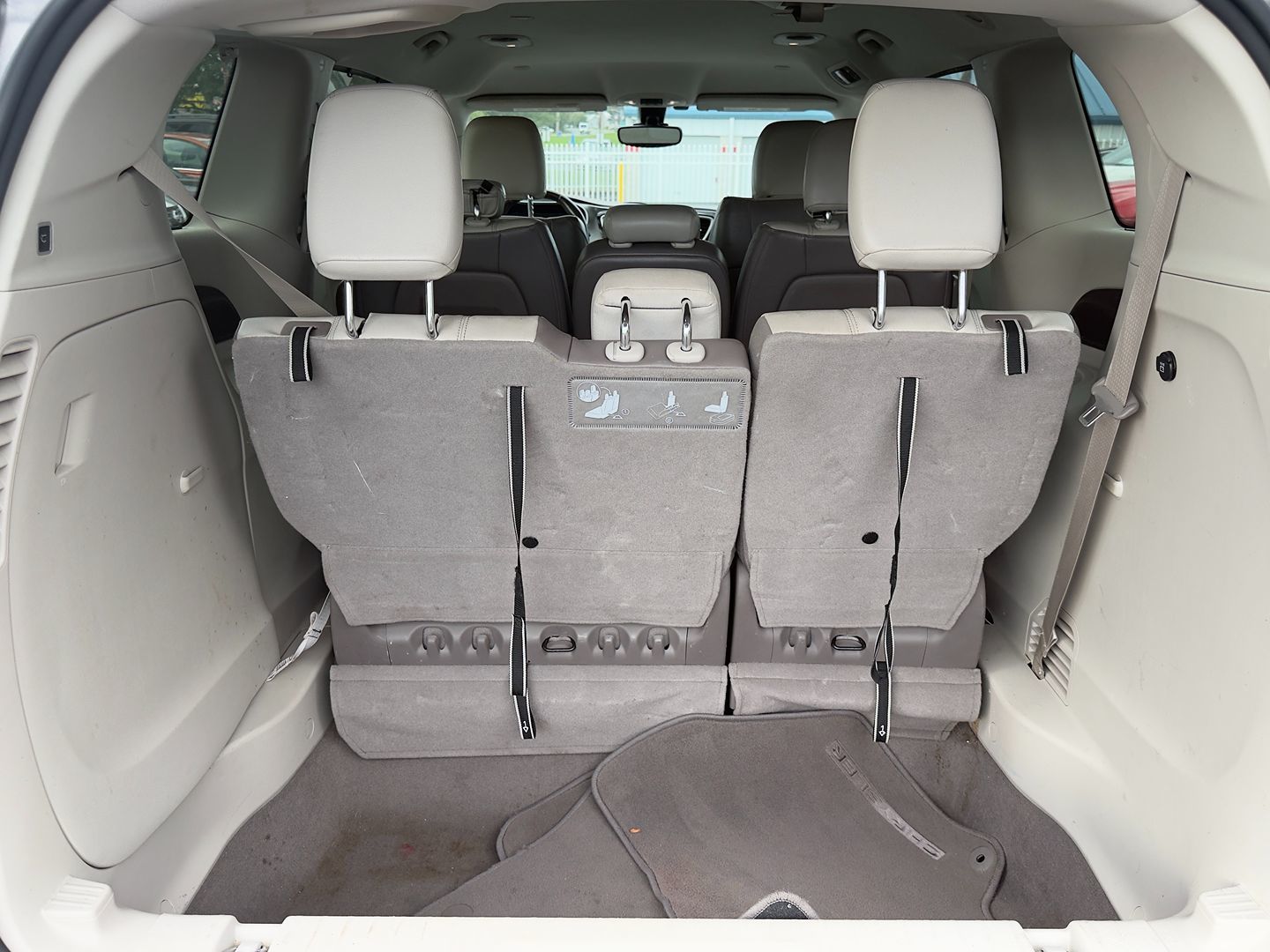 Photo 26 of this Chrysler Pacifica