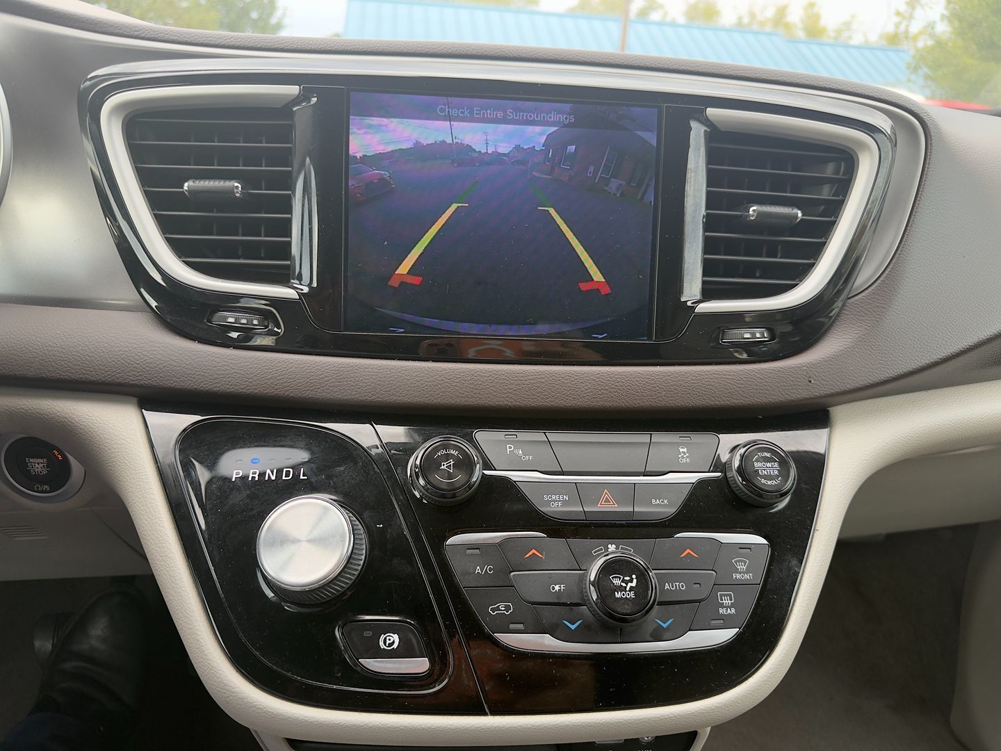 Photo 18 of this Chrysler Pacifica