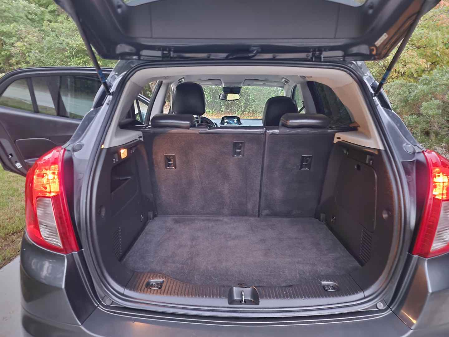 Photo 9 of this Buick Encore