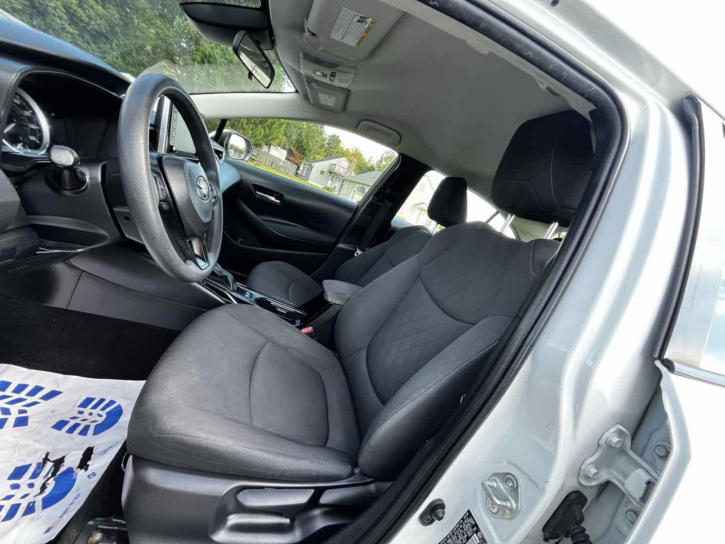 Photo 25 of this Toyota Corolla