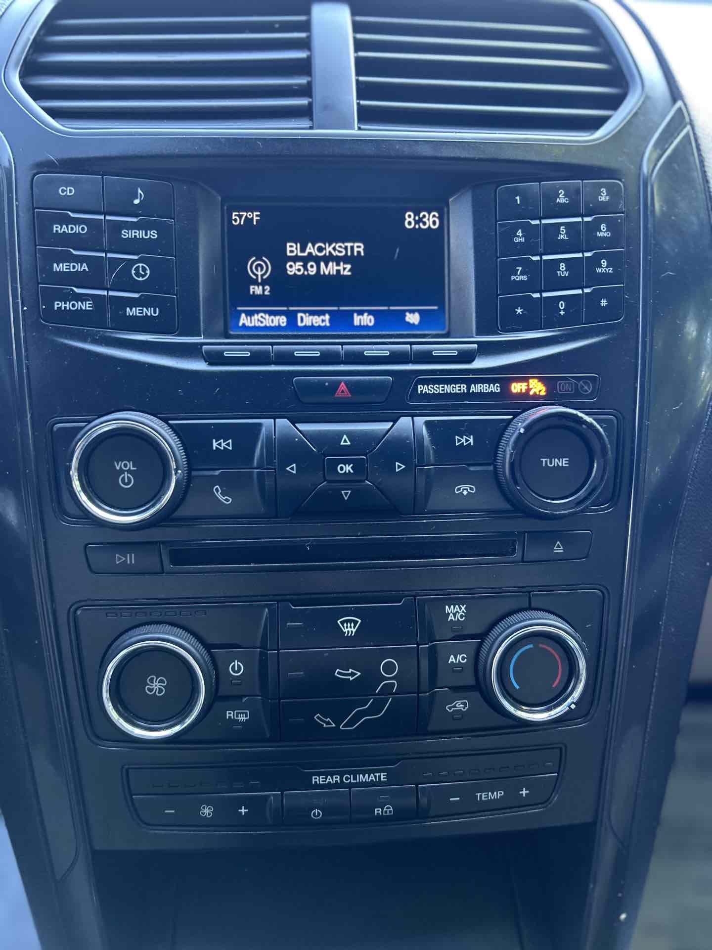 2017 Ford Explorer Base - Photo 27