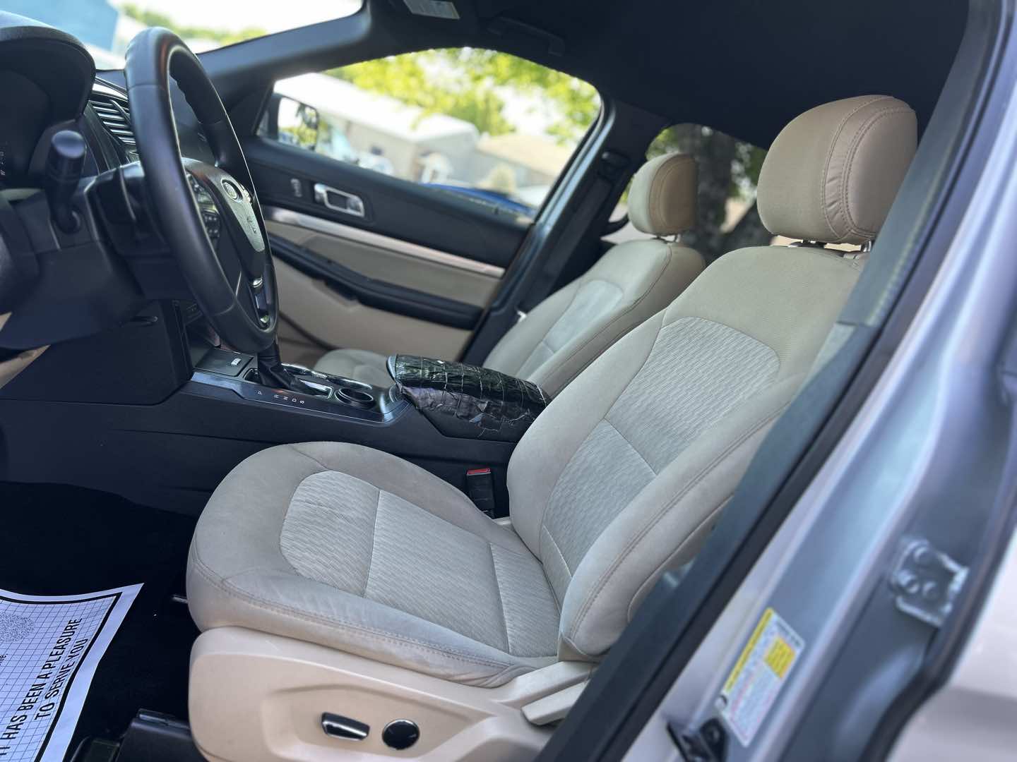 2017 Ford Explorer Base - Photo 30