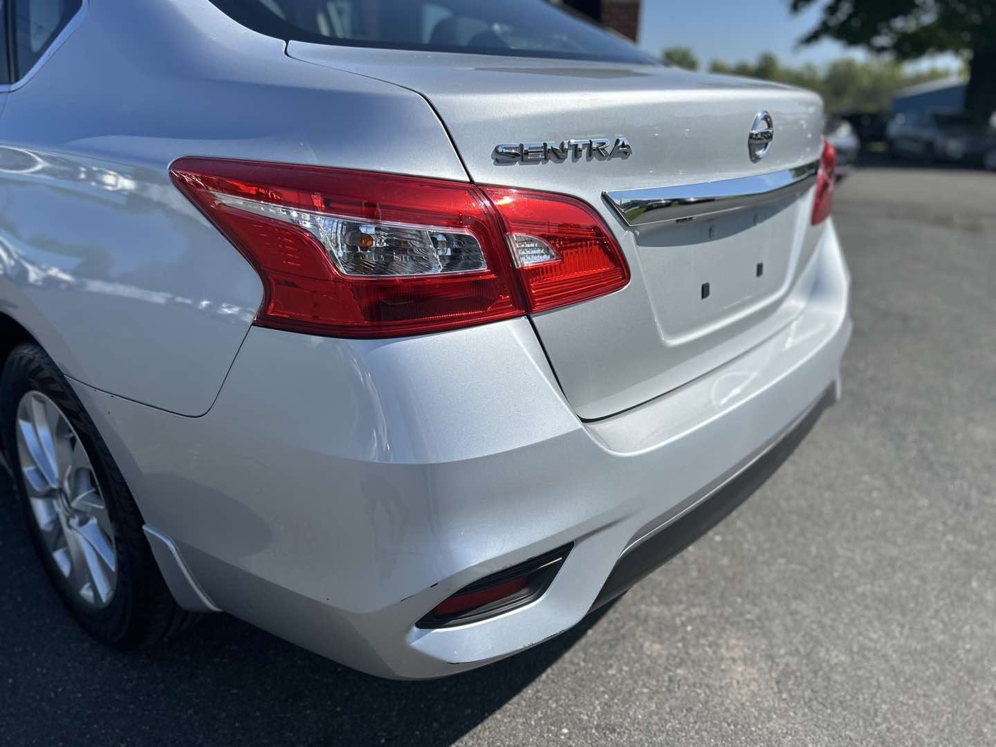 2017 Nissan Sentra SV - Photo 15