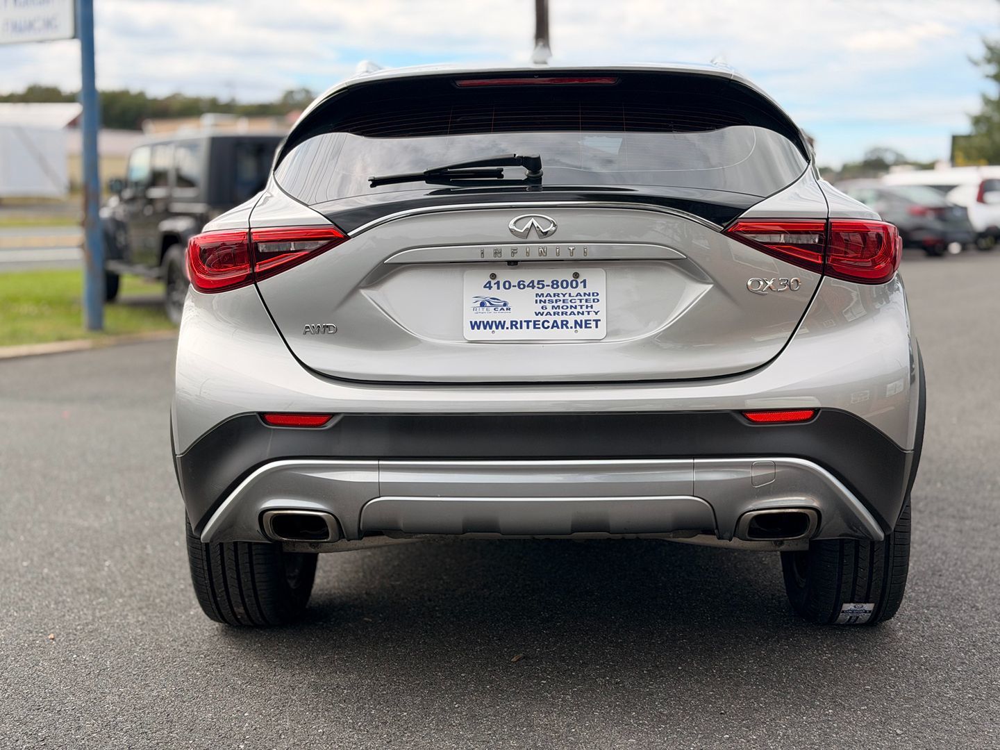 Photo 15 of this INFINITI QX30