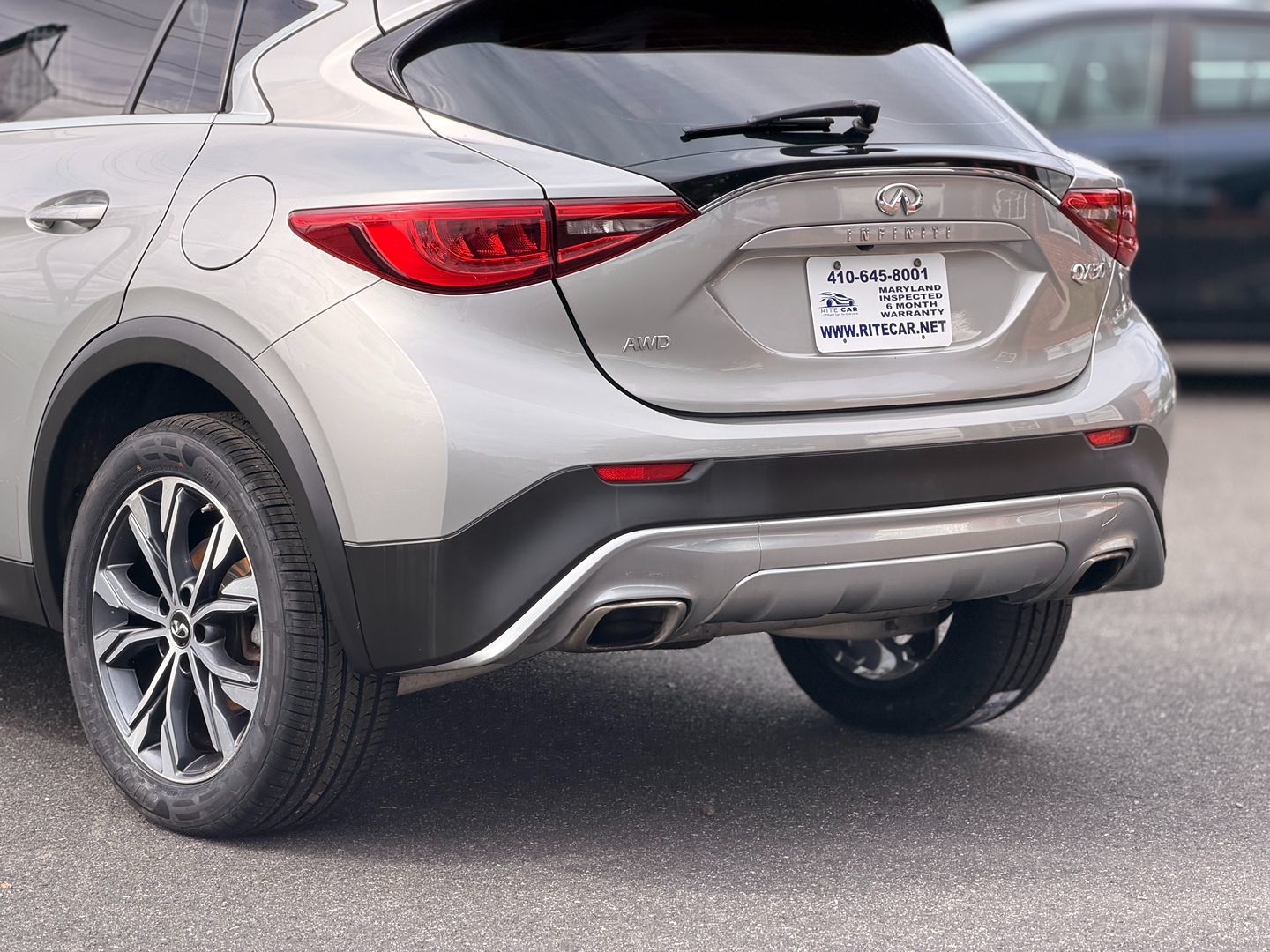 Photo 18 of this INFINITI QX30