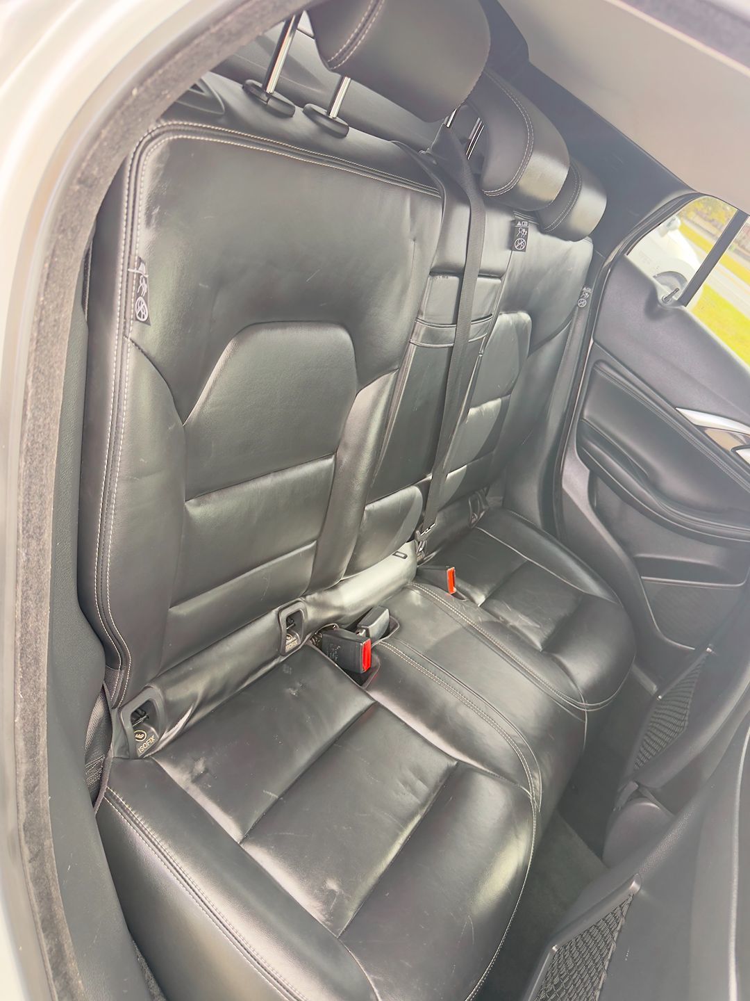 Photo 25 of this INFINITI QX30
