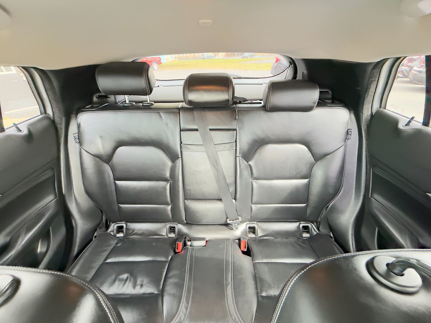 Photo 42 of this INFINITI QX30