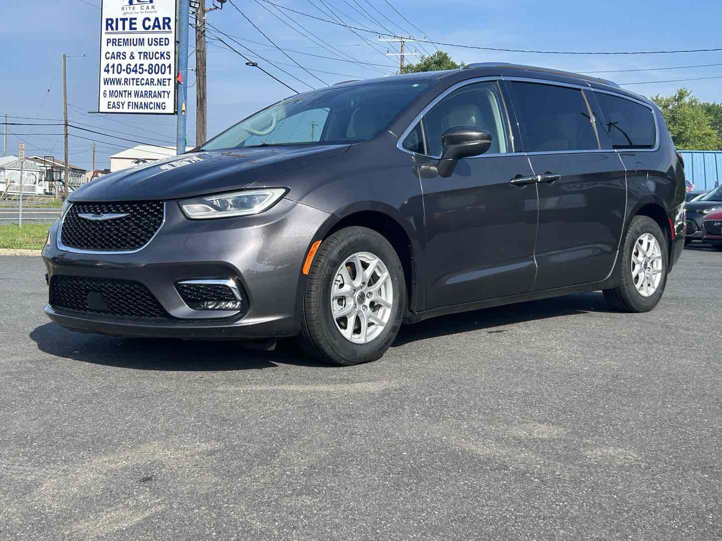Used 2021 Chrysler Pacifica Touring L in Churchville