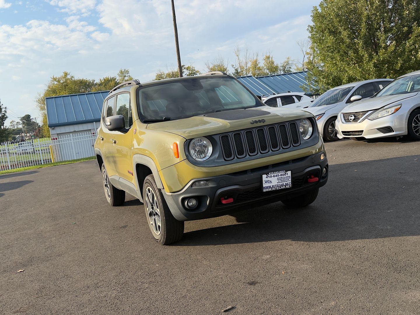 Photo 3 of this Jeep Renegade